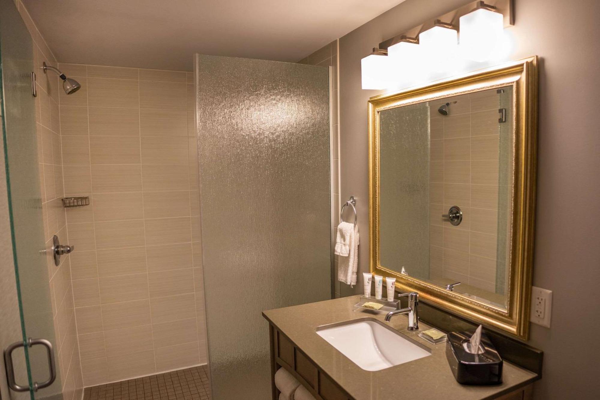 Country & By Radisson, Bemidji, Mn Hotel Bemidji