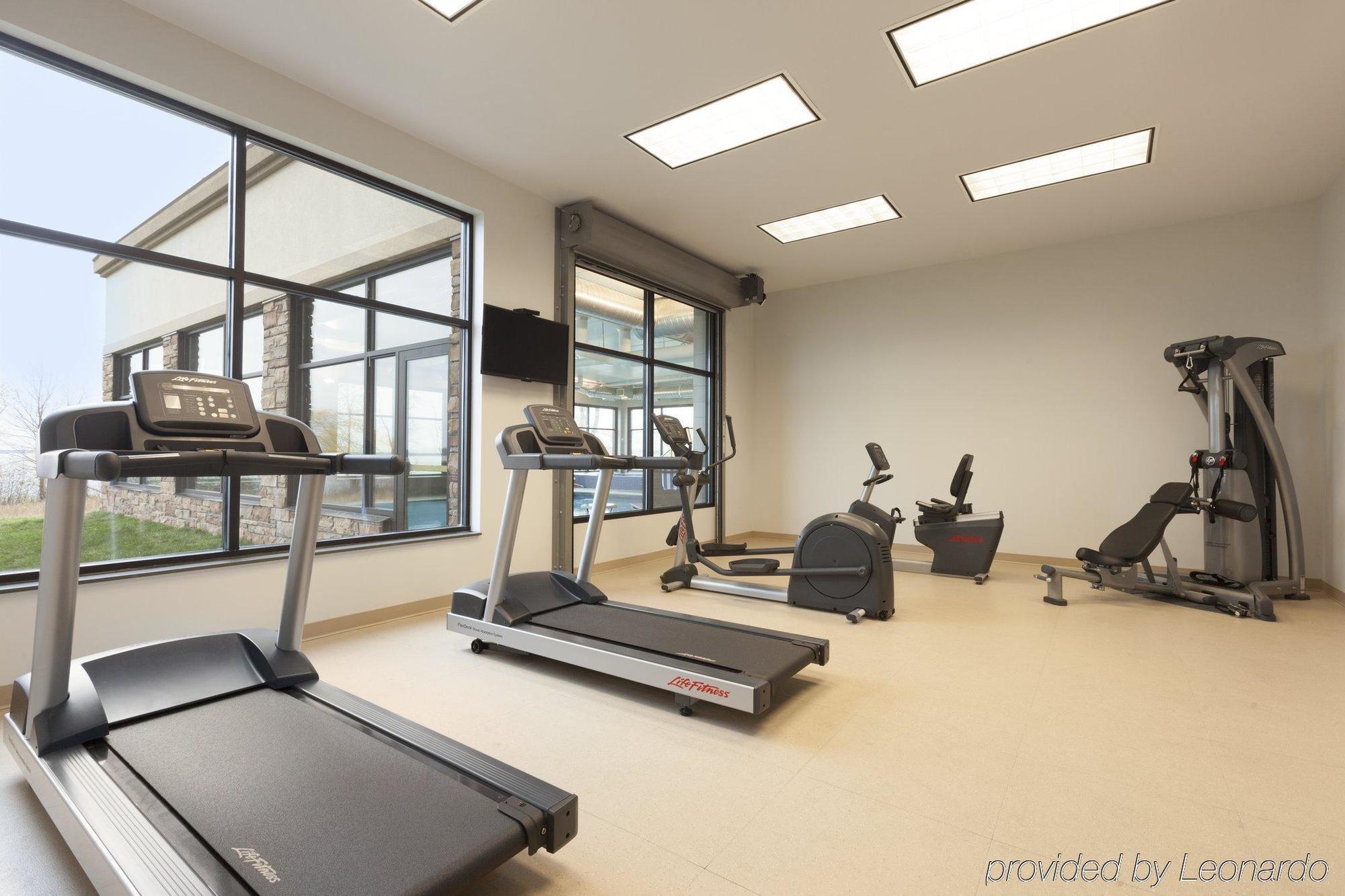 Hotel Country & By Radisson, Bemidji, Mn 3*