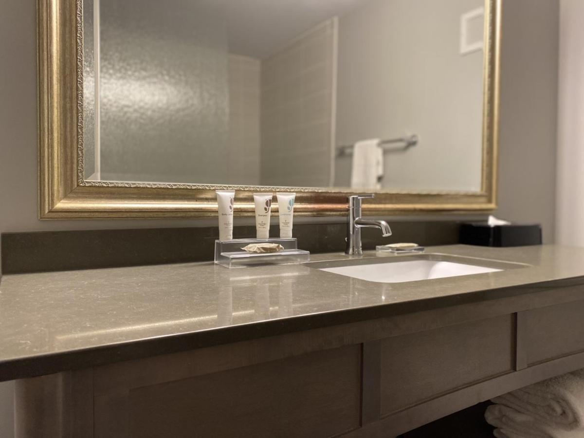 Country & By Radisson, Bemidji, Mn Hotel