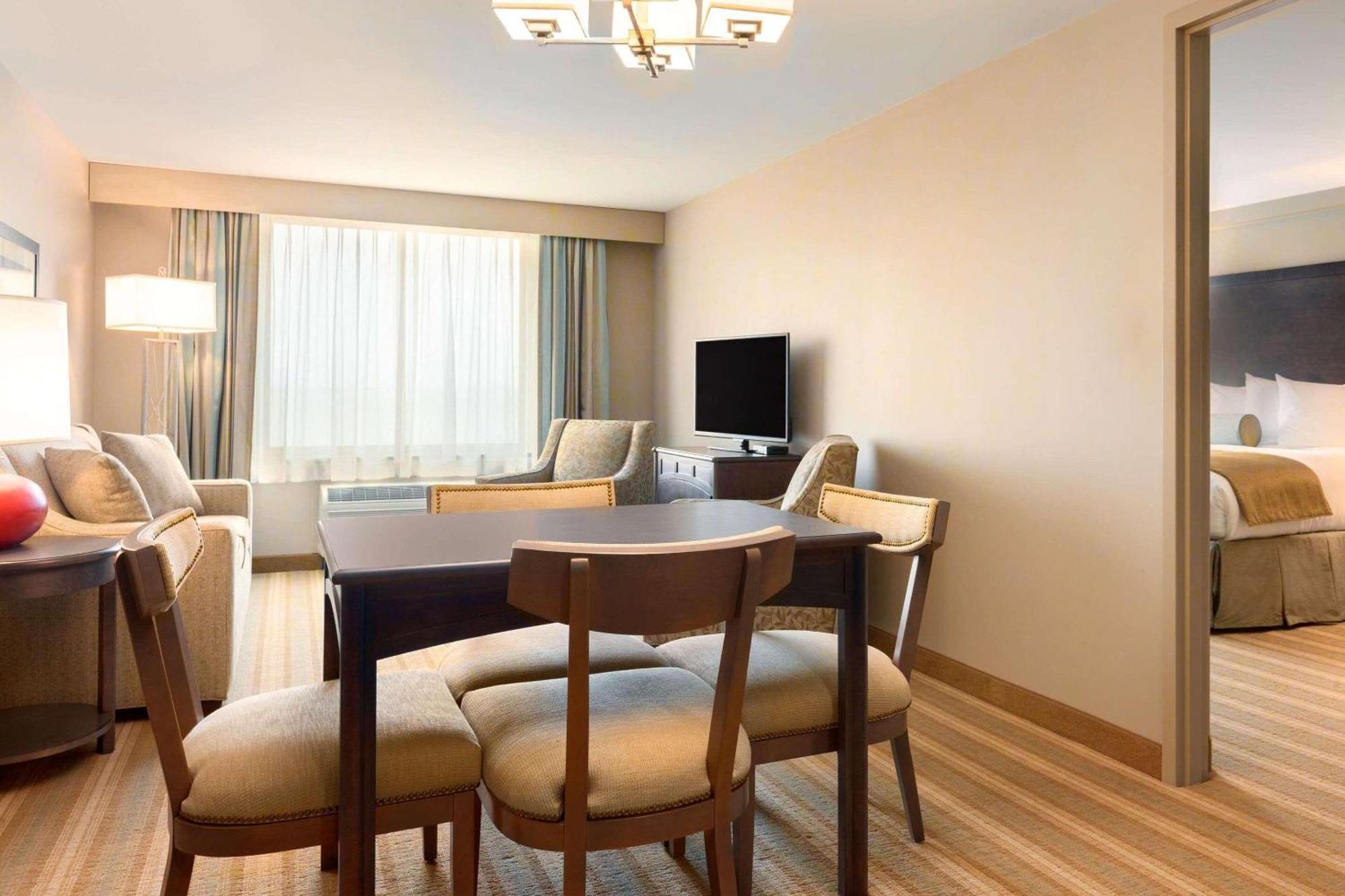 Country & By Radisson, Bemidji, Mn 3* Bemidji