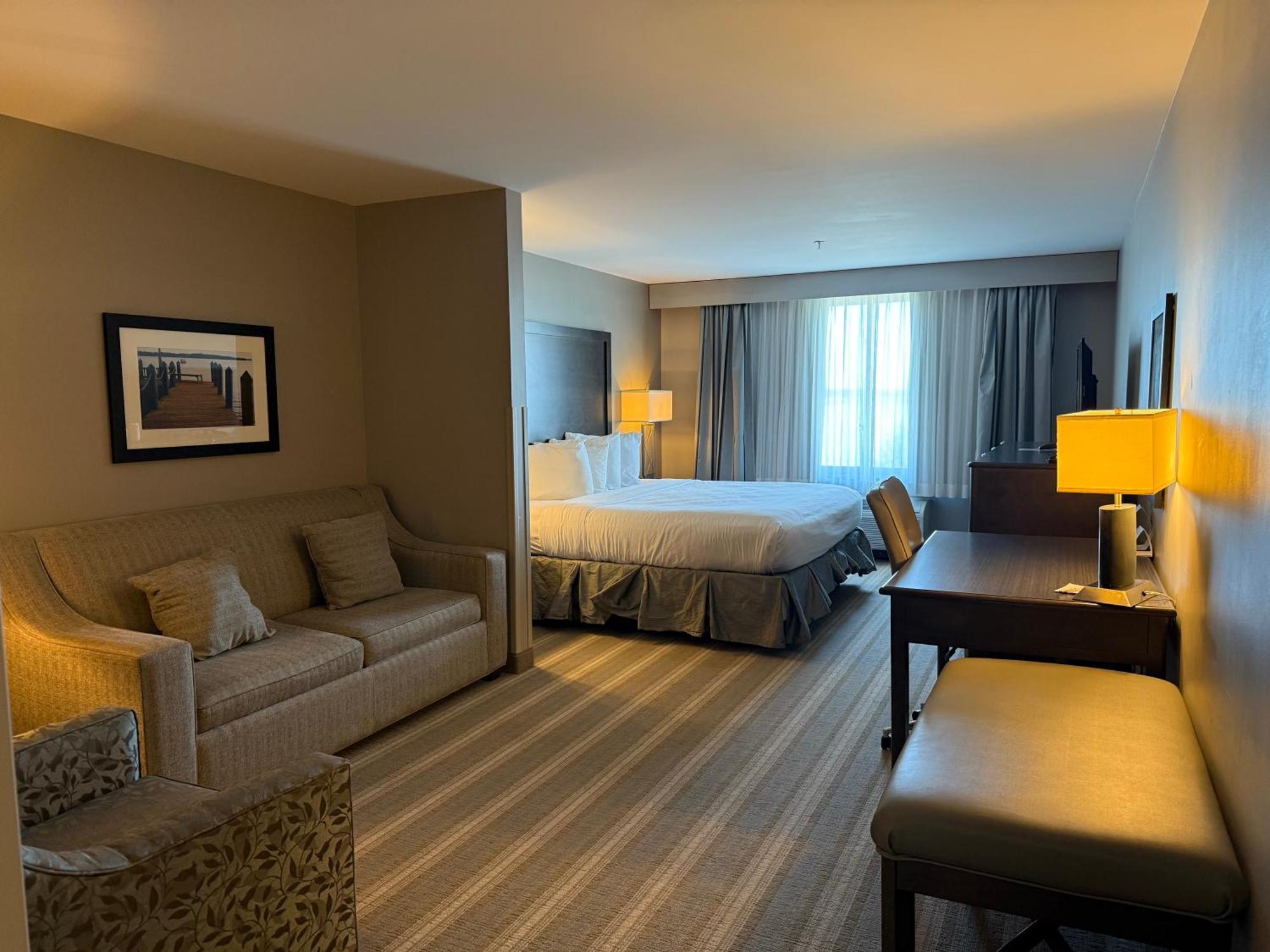 Country & By Radisson, Bemidji, Mn Hotel