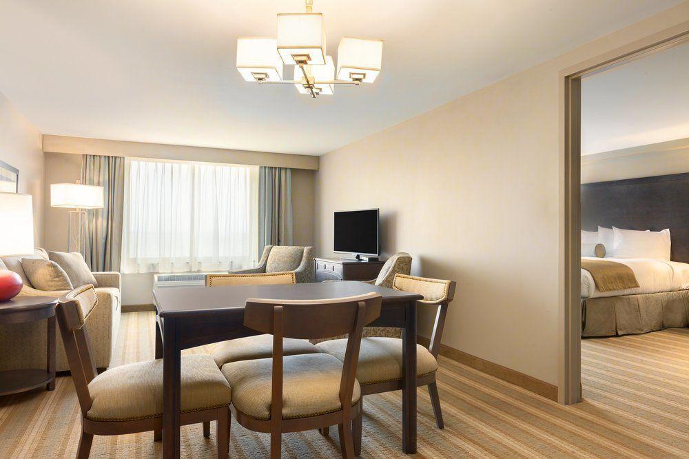 Hotel Country & By Radisson, Bemidji, Mn Bemidji