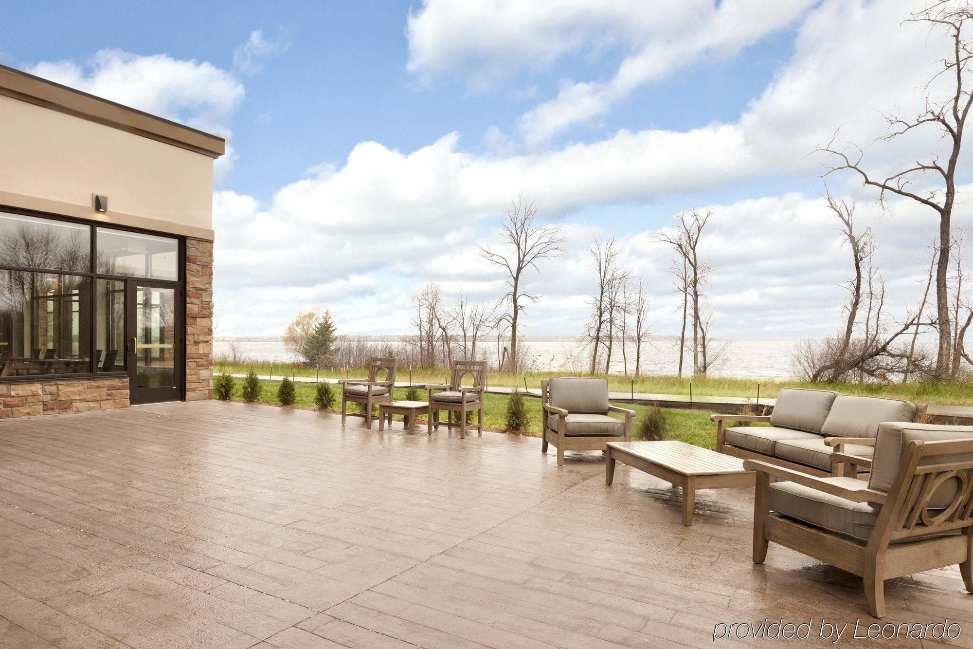 Country & By Radisson, Bemidji, Mn