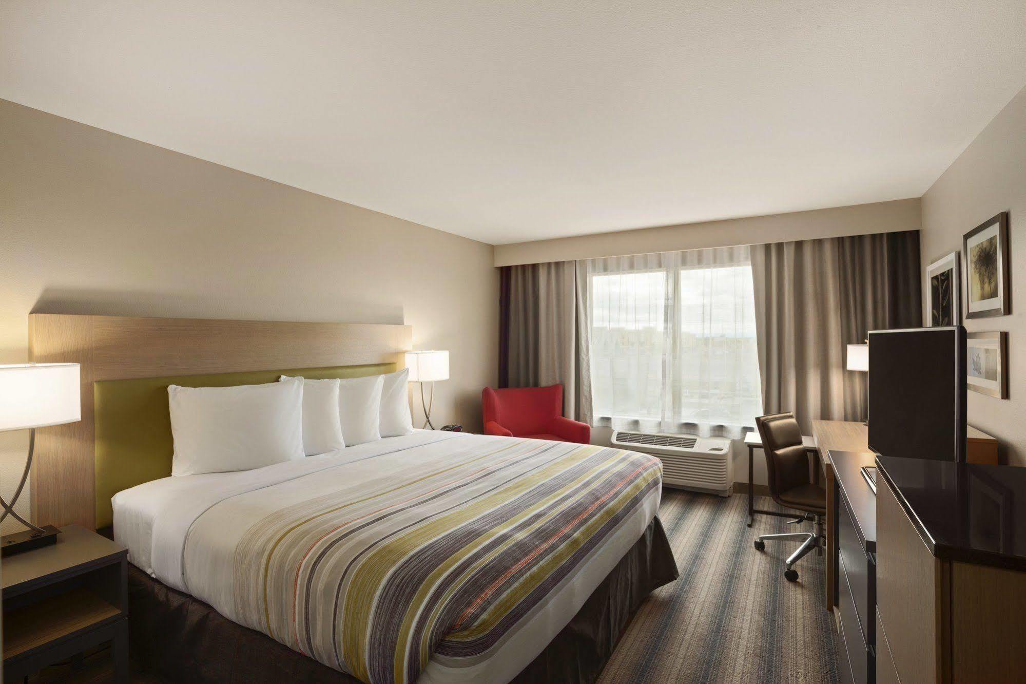 Country & By Radisson, Bemidji, Mn 3* Bemidji